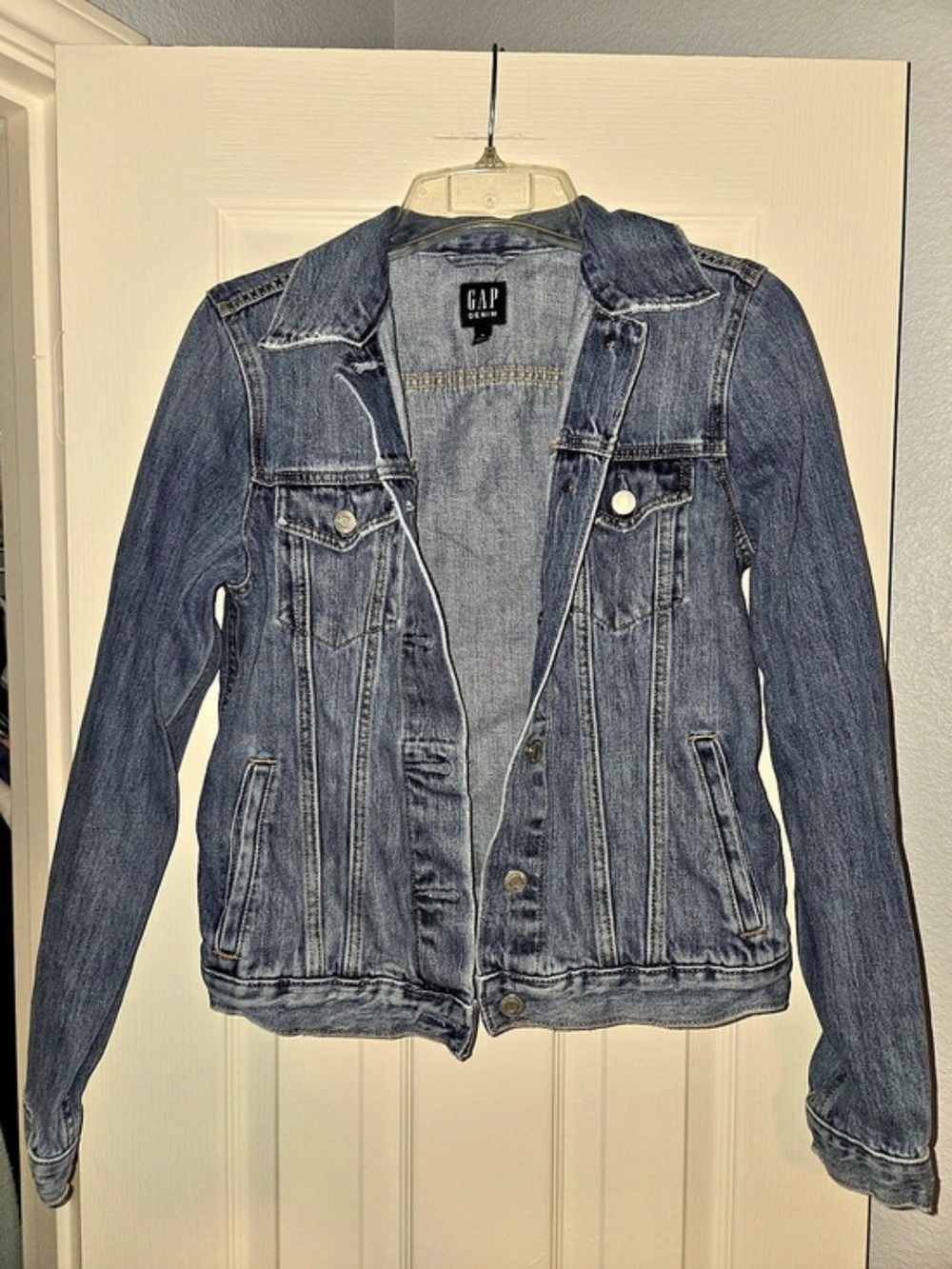Gap Icon Denim Jacket in Blue Size XS